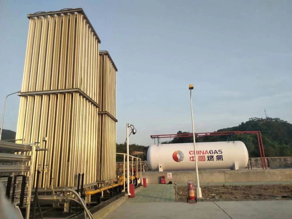 LNG TANK
